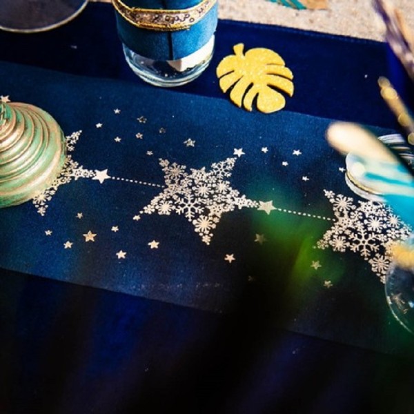 Tischband blau mit Sternen in Gold 14,5 cm