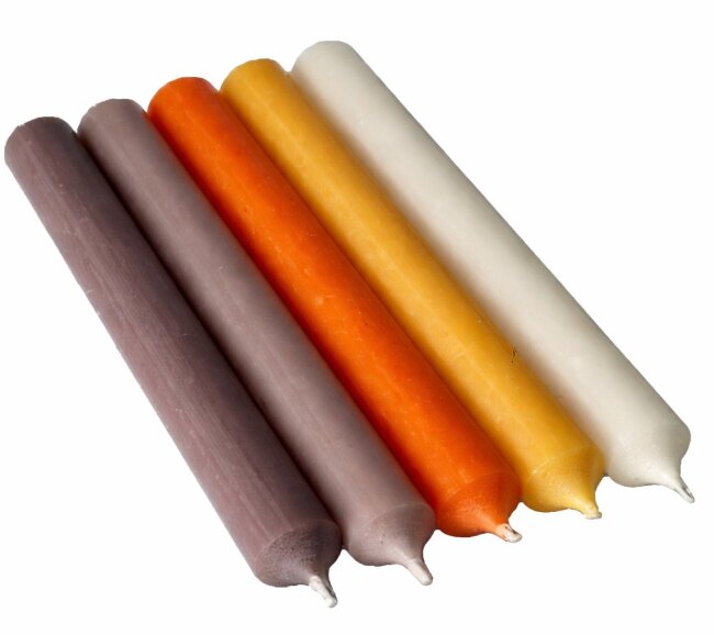 25 Stabkerzen Seventies durchgef&auml;rbt 18 cm / 2,2 cm