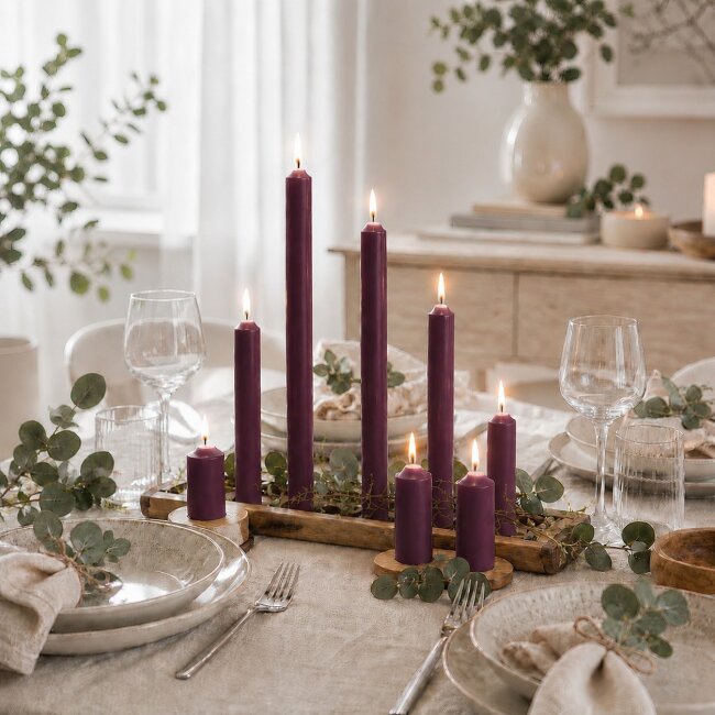 Stabkerzen Set Aubergine &ndash; 3 Gr&ouml;&szlig;en (25, 18 &amp; 10 cm) &ndash; 12 St&uuml;ck